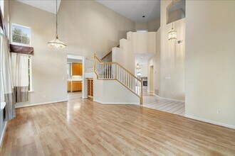 16 Smith Ct in Alameda, CA - Building Photo - Building Photo