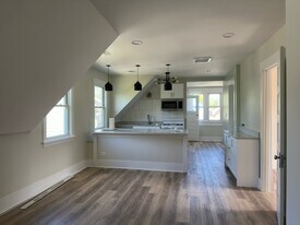 7719 Wilcox St, Unit APT 2 in Forest Park, IL - Building Photo