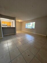 814 Meadows Cir in Boynton Beach, FL - Building Photo - Building Photo