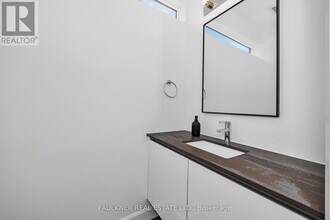 143 Columbus Ave in Ottawa, ON - Building Photo - Building Photo