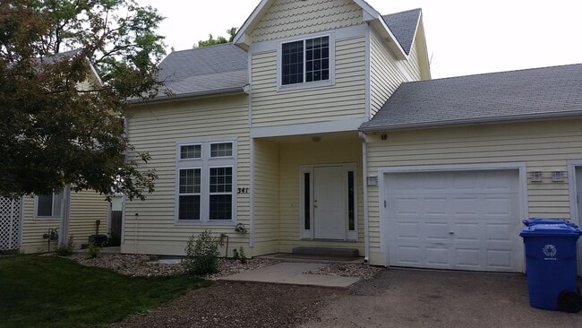 341 W. 1st St. in Loveland, CO - Building Photo - Building Photo