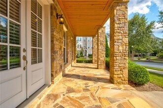 640 Hanlon Way in Alpharetta, GA - Building Photo - Building Photo