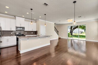 7519 Aloma Pines Ct in Winter Park, FL - Building Photo - Building Photo