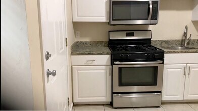 712 Shawmut Ave, Unit 2 in Boston, MA - Building Photo - Building Photo