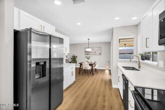 25810 S Boxwood Dr in Sun Lakes, AZ - Building Photo - Building Photo