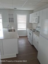 104 Hill St in Dunmore, PA - Building Photo - Building Photo