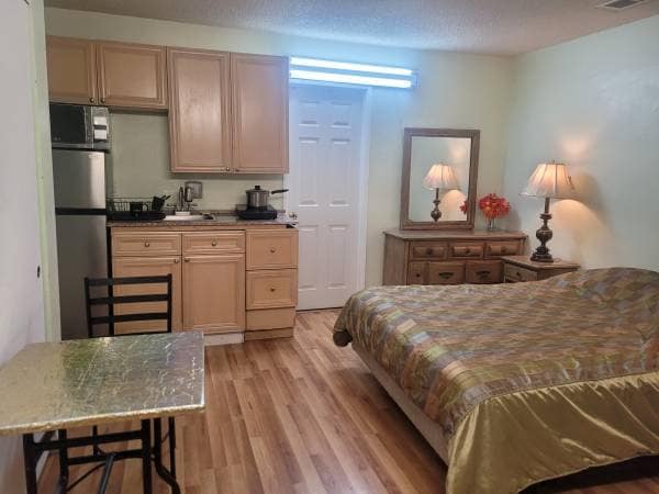 331 Curie Dr, Unit #3