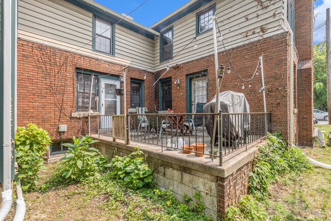 415 N Thayer St in Ann Arbor, MI - Building Photo - Building Photo