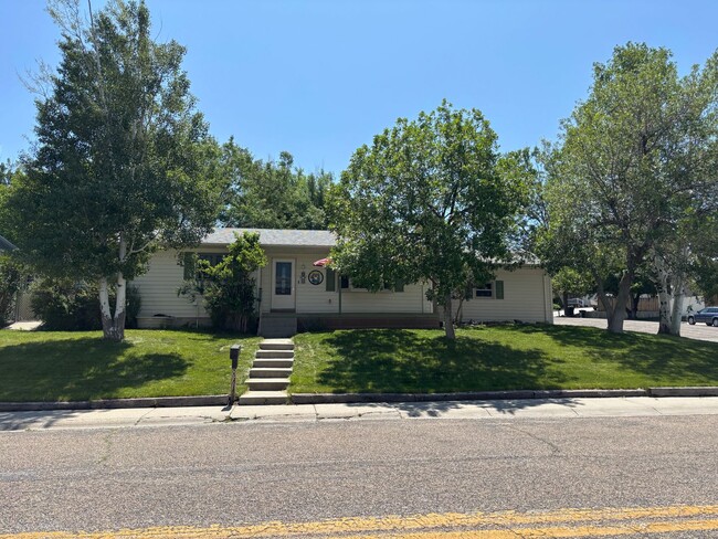 property at 871 Bretton Dr