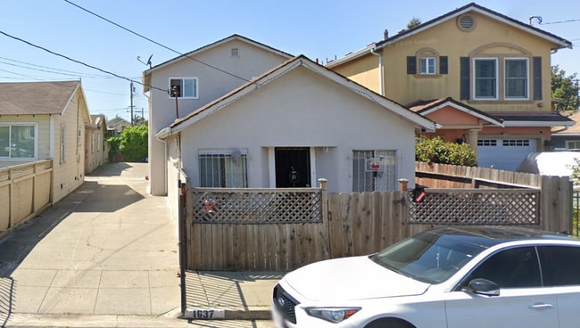 property at 1637 Truman St