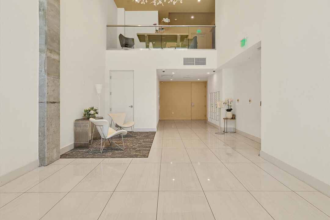 332 Cocoanut Ave in Sarasota, FL - Building Photo