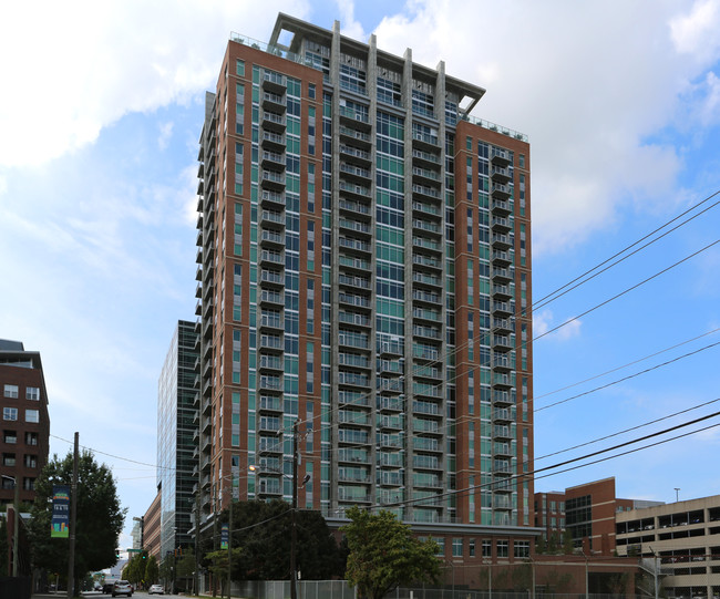 Square On 5th - Student Housing in Atlanta, GA - Building Photo - Building Photo