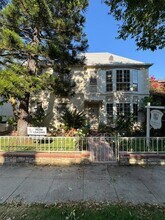 354 S Reeves Dr in Beverly Hills, CA - Building Photo - Building Photo