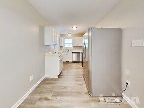 4813 Windbreak Ln in Raleigh, NC - Foto de edificio - Building Photo