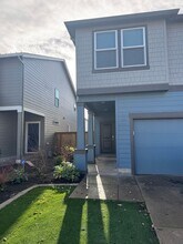 2979 Fenya St in Springfield, OR - Building Photo - Building Photo