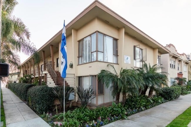 Long Beach Terraces in Long Beach, CA - Foto de edificio - Interior Photo
