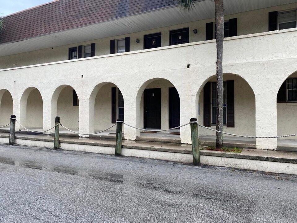 1714 El Prado Rd in Jacksonville, FL - Building Photo