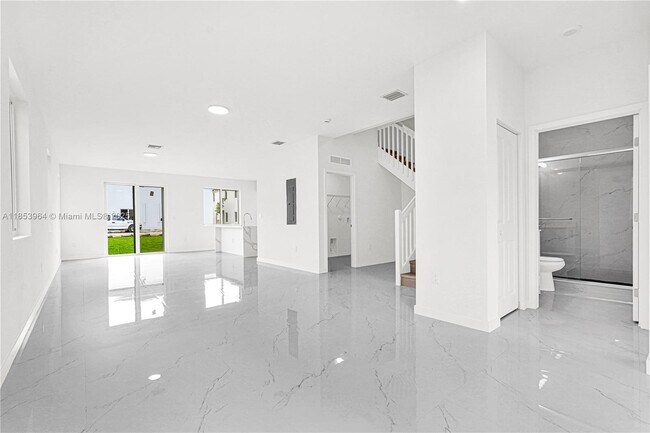 22467 SW 125th Ave in Goulds, FL - Building Photo - Building Photo