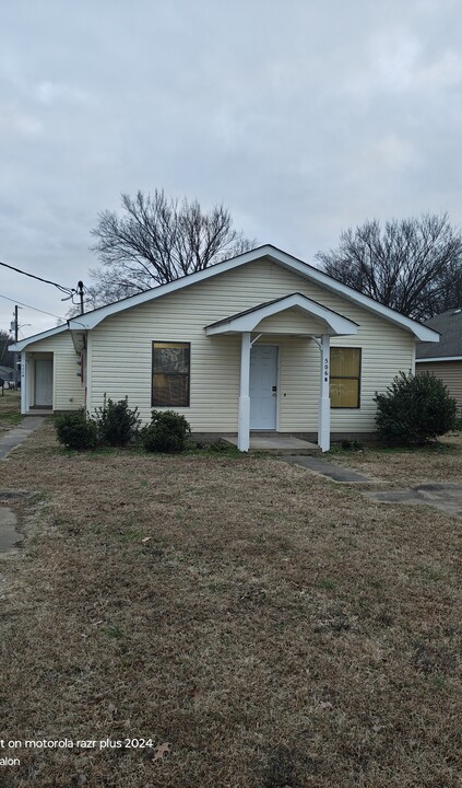 506 Meadowbrook St, Unit 506 Meadowbrook Unit A in Jonesboro, AR - Building Photo