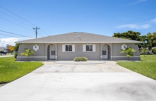628 SE 13th St in Cape Coral, FL - Building Photo