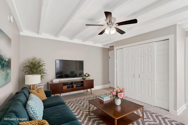 1410 Russell St, Unit 2 in Covington, KY - Building Photo - Building Photo