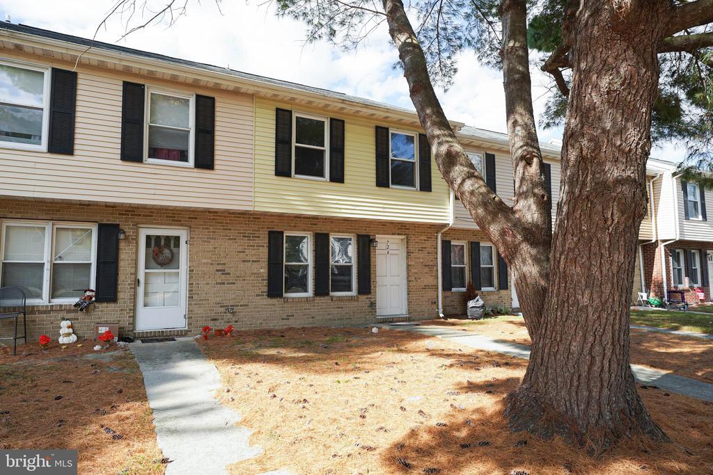 726 Hemlock St in Salisbury, MD - Building Photo