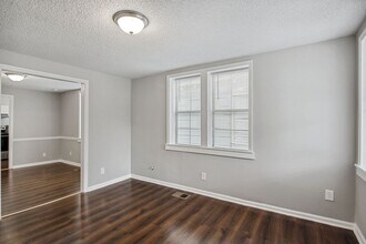 1036 W 38th St in Savannah, GA - Building Photo - Building Photo