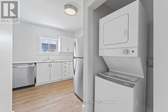 34 Market St N in Smiths Falls, ON - Building Photo - Building Photo