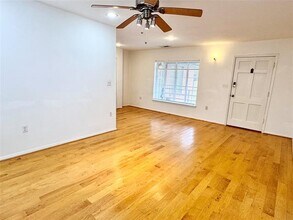 6126 Tremont St in Dallas, TX - Building Photo - Building Photo