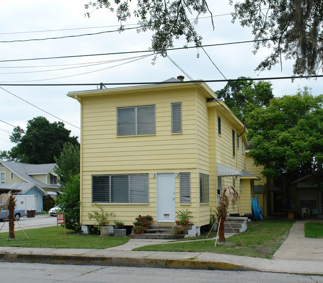 300 Washington St in New Smyrna Beach, FL - Building Photo - Building Photo