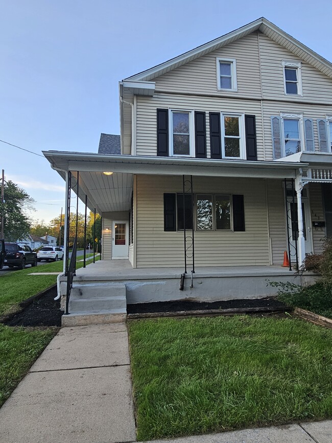 property at 149 W Sheridan Ave