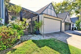 900 45th St in Sacramento, CA - Building Photo - Building Photo
