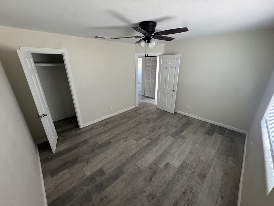 1025 Crescent Dr in Roswell, NM - Building Photo