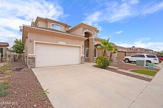 14733 David Latin in El Paso, TX - Building Photo - Building Photo