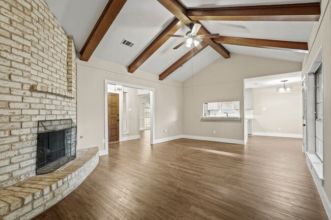 13755 Drakewood Dr
