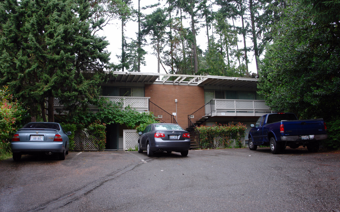 1110 Bellevue Way SE in Bellevue, WA - Building Photo