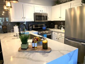 6970 Ballena Way in Carlsbad, CA - Building Photo - Building Photo