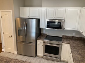 105 Woodside Cir in Greenville, SC - Building Photo - Building Photo