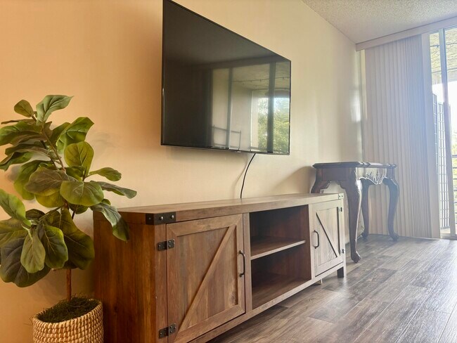 9410 Tangerine Pl in Davie, FL - Building Photo - Building Photo