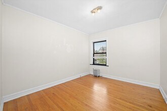 46 Lawton Rd in Riverside, IL - Building Photo - Building Photo