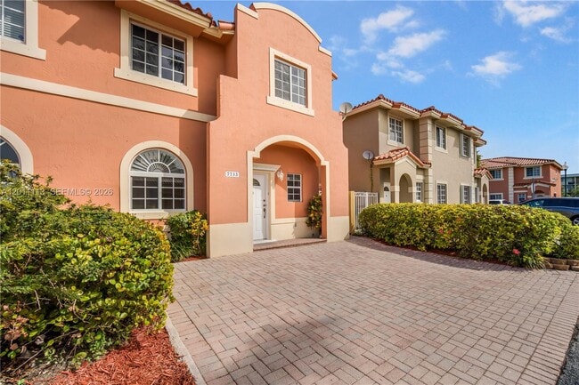 property at 7733 SW 94th Ln