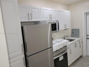 150 NE 82nd Terrace-Unit -2 in Miami, FL - Building Photo - Building Photo