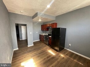 1066 W Fayette St in Baltimore, MD - Building Photo - Building Photo