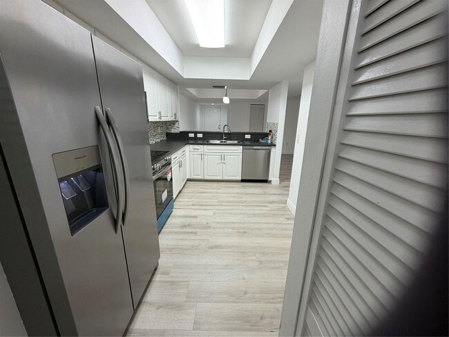 10115 W Atlantic Blvd in Coral Springs, FL - Building Photo - Building Photo