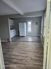 43 Webb Ave in Ocean Grove, NJ - Building Photo - Building Photo