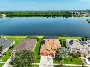 813 Seminole Sky Dr in Ruskin, FL - Building Photo - Building Photo