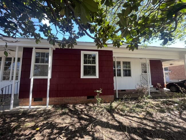 513 S Cummings St, Unit 513A in Fulton, MS - Foto de edificio - Building Photo