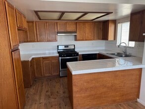 728 W 16th St, Unit C in San Pedro, CA - Foto de edificio - Building Photo