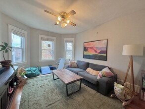 66 Williams St-Unit -3 in Boston, MA - Building Photo - Building Photo