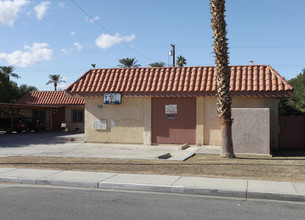 44769 Palm St in Indio, CA - Foto de edificio - Building Photo